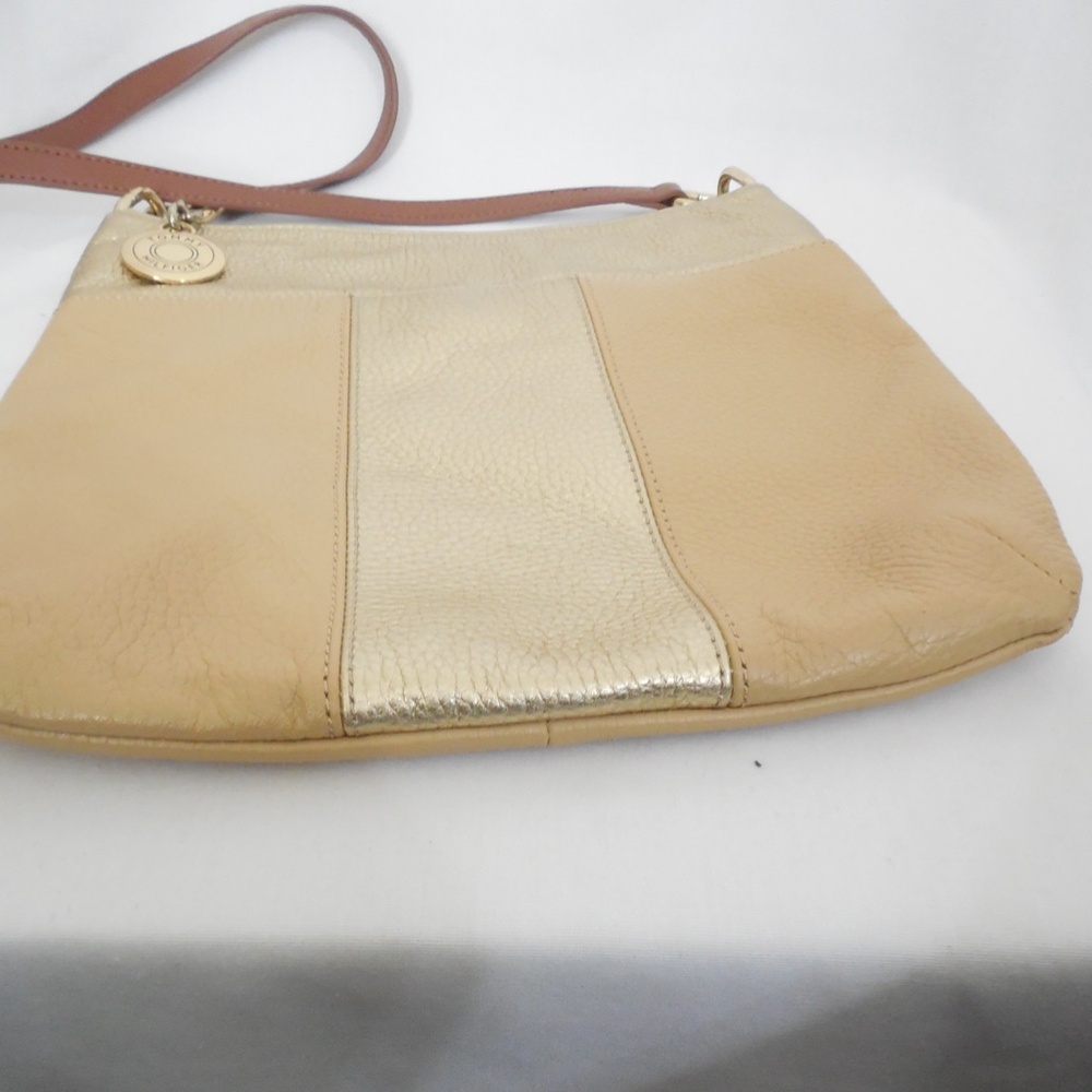 Tommy Hilfiger Gold/Beige/Tan Shoulder Bag - Picture 4 of 10